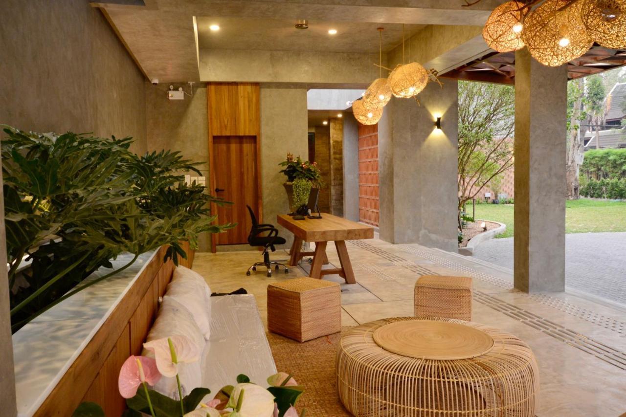 Proud Phu Fah Muang Chiang Mai Hotel Exterior photo