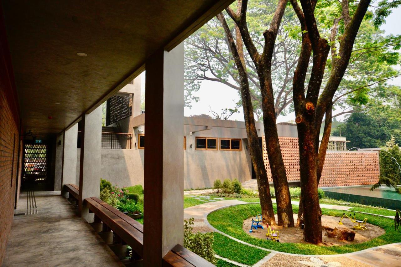 Proud Phu Fah Muang Chiang Mai Hotel Exterior photo