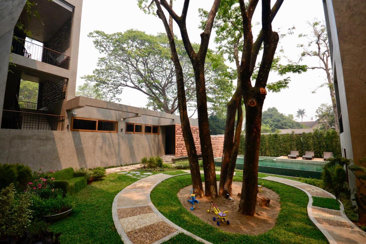 Proud Phu Fah Muang Chiang Mai Hotel Exterior photo